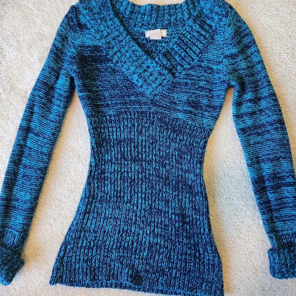 Blue Arizona V-neck sweater